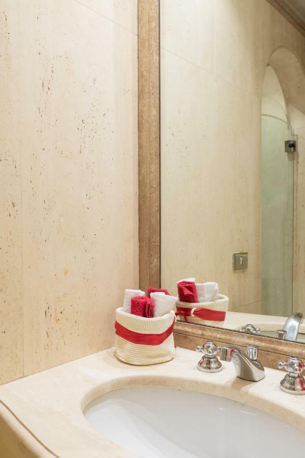 Apartament Spanish Steps Casa Nes Rzym Zewnętrze zdjęcie